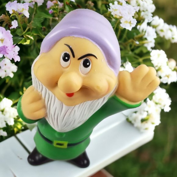 Disney's the Seven Dwarfs 7-Colorful Rubber Squeak Toys a Snow White Colectible - Picture 7 of 16